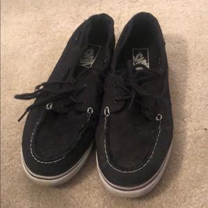 vans black boat shoes